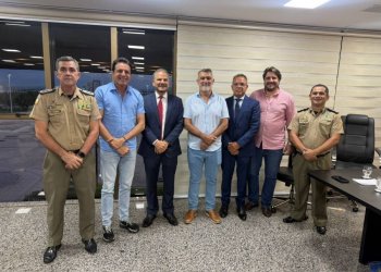 PEC do Teto avança com esforço hercúleo de Nilton Franco; retorno de Wanderlei Barbosa reorganiza governo e consolida viabilidade histórica