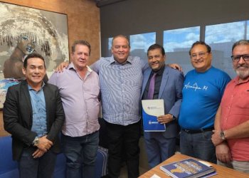 Diretores fazem visita institucional a Senador Eduardo Gomes