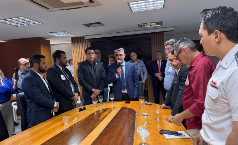 Na Assembleia Legislativa, servidores do Tocantins realizam nova mobilização em defesa da PEC do subteto remuneratório