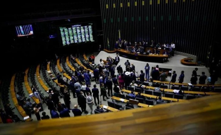 Câmara aprova PLP 108/2024 e consolida avanços estruturantes para a Administração Tributária brasileira